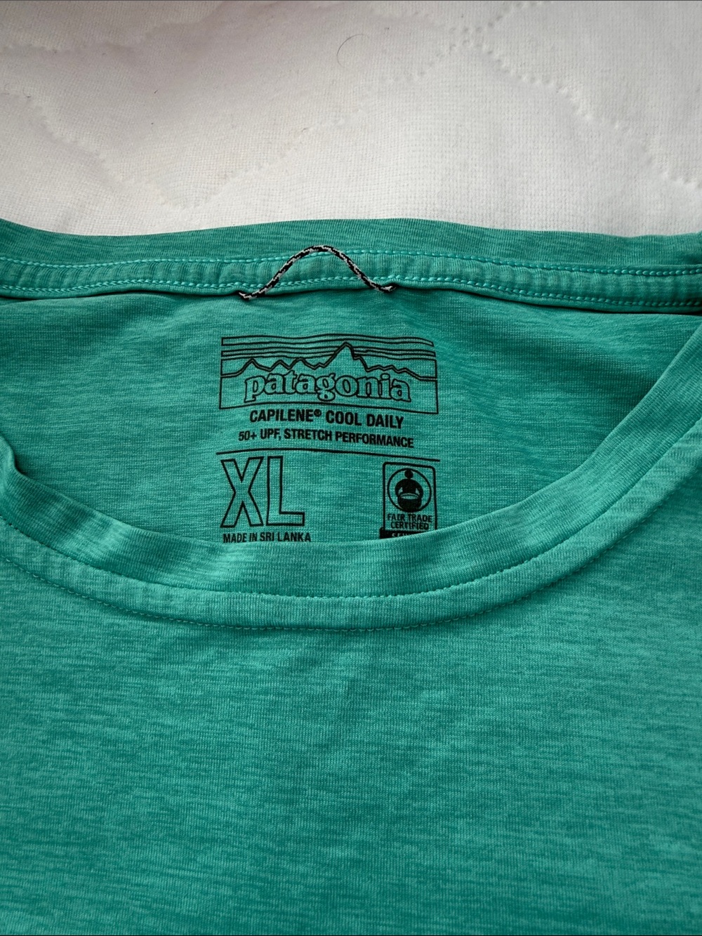 Patagonia Men's Teal Short-Sleeve Swim Rash Guard - Picture 2 of 4